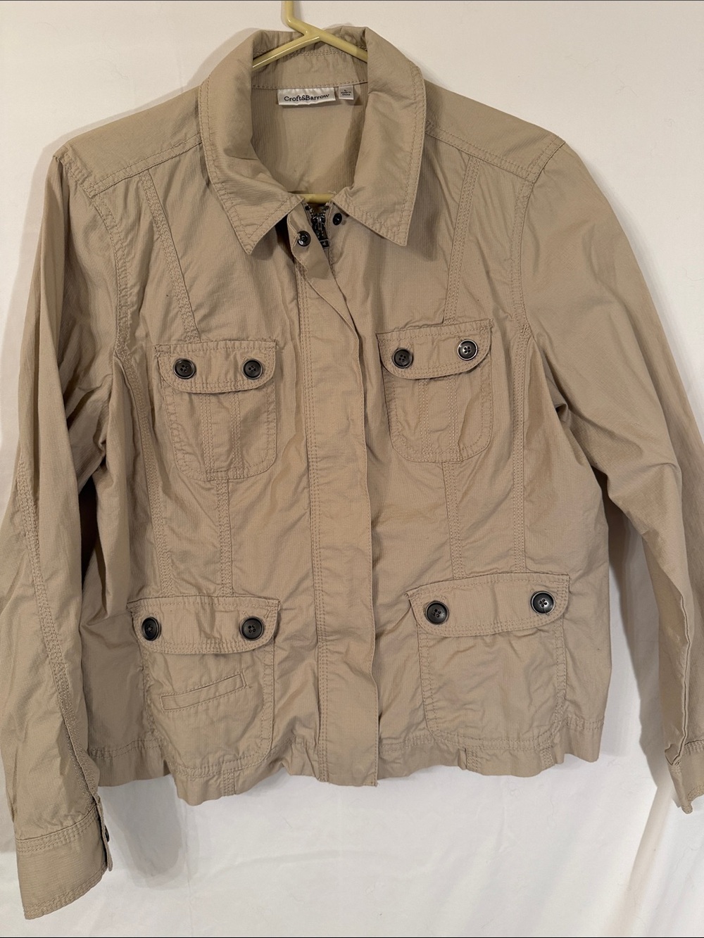croft & barrow tan utility jacket with button-flap pockets